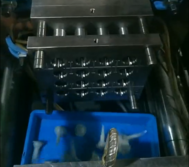 模具視頻